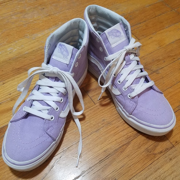 🤩Sold🤩Vans Womens high top sneaker-worn once - Picture 5 of 6